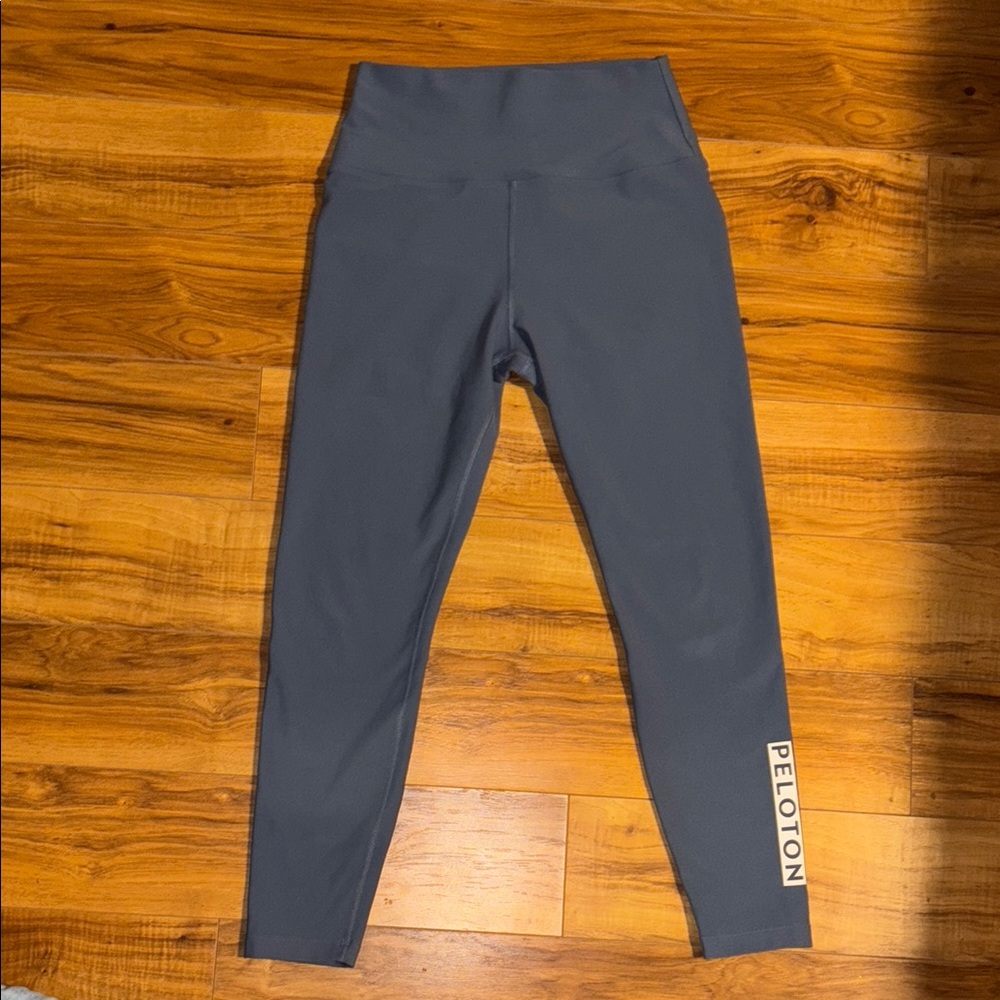 Peloton High Rise Oasis Blue Leggings 25" Size Medium - Picture 2 of 6